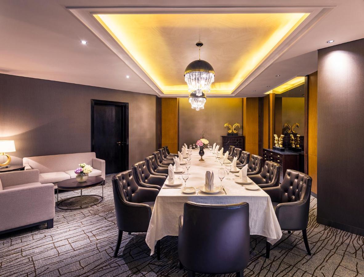 Ezdan Palace Hotel Doha Exterior foto The Royal Suite